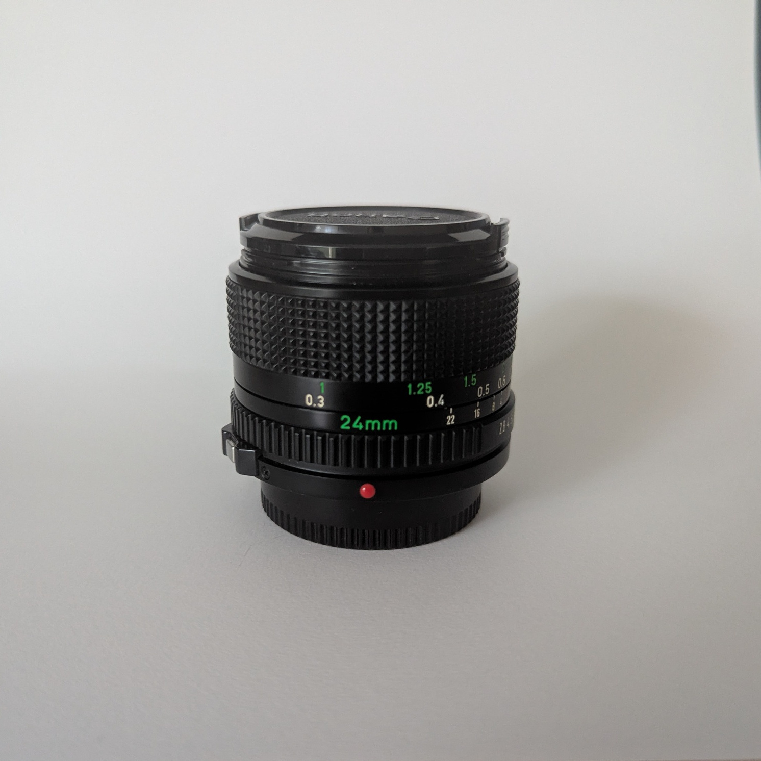 24mm f2.8